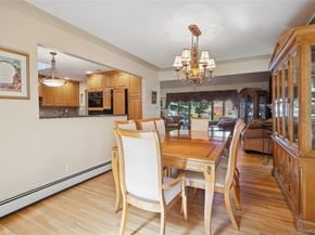 3 Wood Lane, Plainview NY 11803