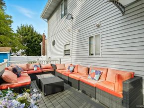 302 W John Street A, Hicksville NY 11801