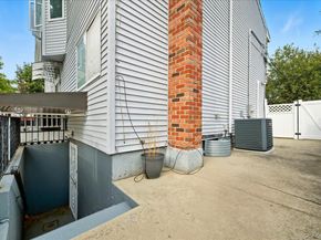 302 W John Street A, Hicksville NY 11801