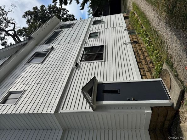 103 Rose St., Freeport NY 11520
