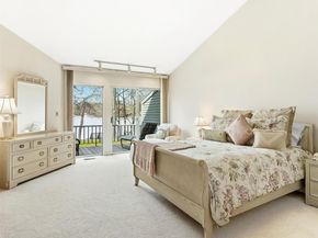 35 Waterside Close, Eastchester NY 10709