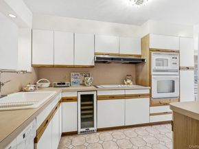 35 Waterside Close, Eastchester NY 10709