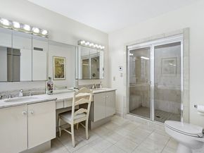 35 Waterside Close, Eastchester NY 10709