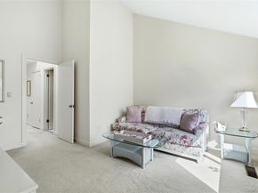 35 Waterside Close, Eastchester NY 10709