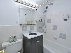 240 Garth Road 7J2, Scarsdale NY 10583