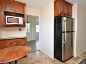 240 Garth Road 7J2, Scarsdale NY 10583