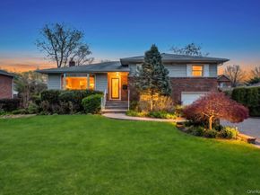 98 Larch Drive, Manhasset Hills NY 11040