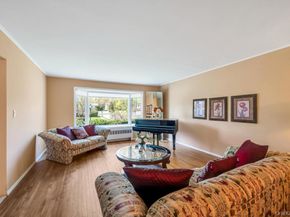 98 Larch Drive, Manhasset Hills NY 11040