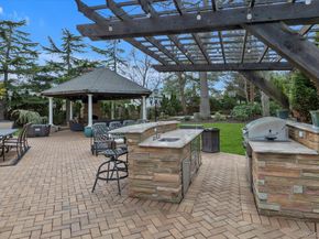 36 Fox Lane, Dix Hills NY 11746