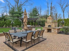 36 Fox Lane, Dix Hills NY 11746