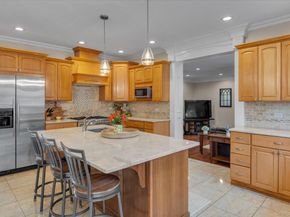 36 Fox Lane, Dix Hills NY 11746