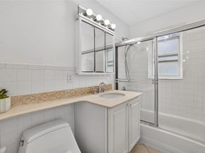 37 Fieldstone Drive E4, Hartsdale NY 10530
