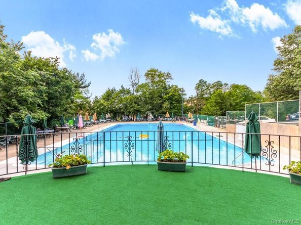 11 Balint Drive 645, Yonkers NY 10710
