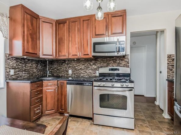 11 Balint Drive 645, Yonkers NY 10710