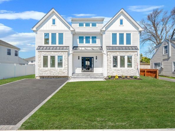 31 Libby Avenue, Hicksville NY 11801