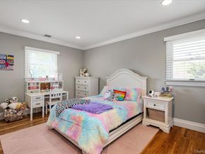 1 Catherwood Crescent, Melville NY 11747