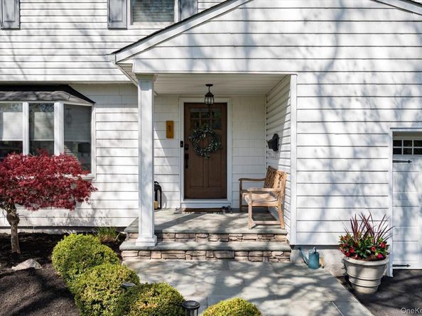 1 Catherwood Crescent, Melville NY 11747