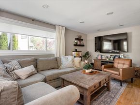 1 Catherwood Crescent, Melville NY 11747