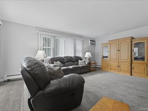 235 Twin Lane E, Wantagh NY 11793