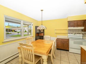 2 Arleen Avenue, Holbrook NY 11741