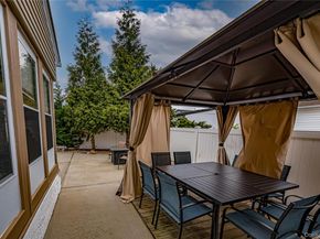 5 Taylor Drive, Farmingdale NY 11735