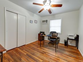 5 Taylor Drive, Farmingdale NY 11735
