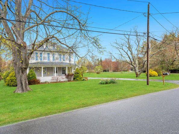 17 West Lane, East Moriches NY 11940