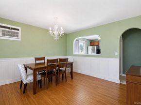 287 43rd Street, Lindenhurst NY 11757