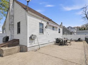 287 43rd Street, Lindenhurst NY 11757