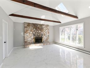 109 Evans Street, New Hyde Park NY 11040