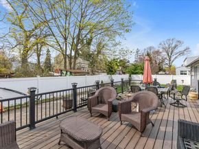 7 Willowbrook Lane, Freeport NY 11520