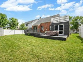 6 Willow Road, New Hyde Park NY 11040