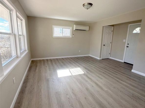 102 Mountaindale Road, Yonkers NY 10710
