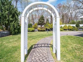 39 McLane Drive, Dix Hills NY 11746