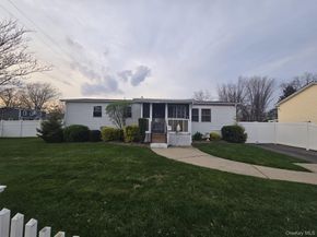 2 Ritter Avenue, Amityville NY 11701