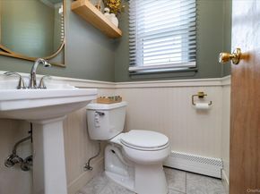 33 Rodney Place, Rockville Centre NY 11570