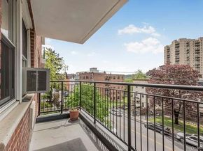 440 Warburton Avenue Avenue 3E, Yonkers NY 10701