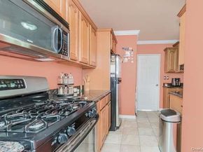 440 Warburton Avenue Avenue 3E, Yonkers NY 10701