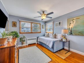 14 Dahlia Lane, Deer Park NY 11729