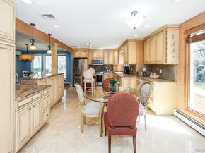 395 Ridgefield Road, Hauppauge NY 11788