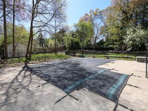 395 Ridgefield Road, Hauppauge NY 11788
