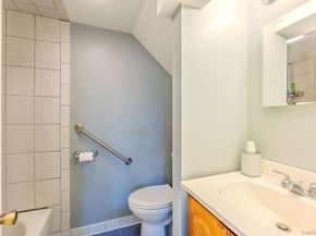 1 Autumn Drive, Hauppauge NY 11788
