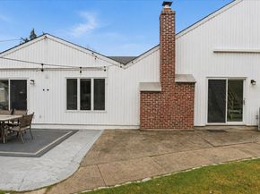31 13th Street, Holbrook NY 11741