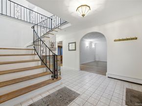 27 Millbury Lane, Setauket NY 11720