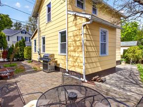 12 Smull Place, Port Washington NY 11050