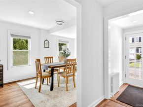 12 Smull Place, Port Washington NY 11050