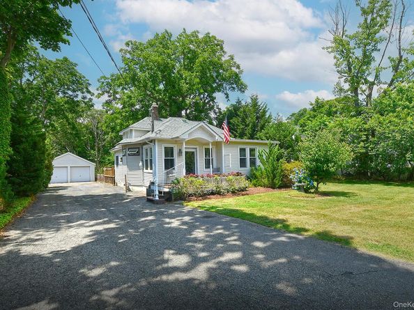 38 Roosevelt Avenue, Sayville NY 11782