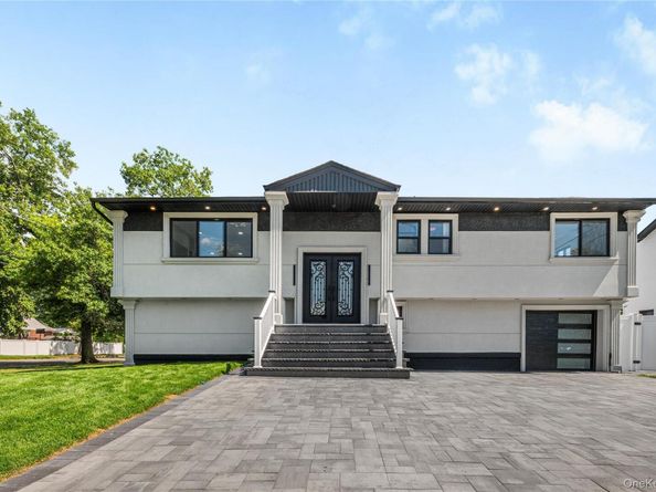 274 Central Park Road, Plainview NY 11803