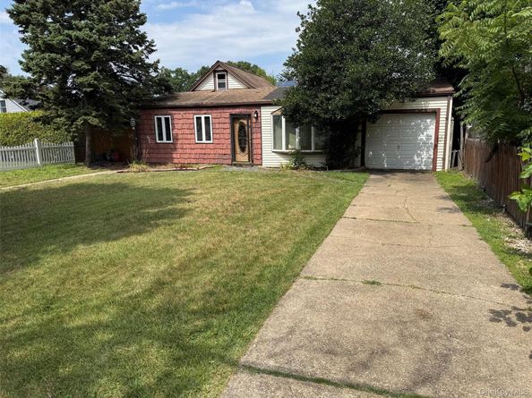 184 Rockmart Avenue, Elmont NY 11003