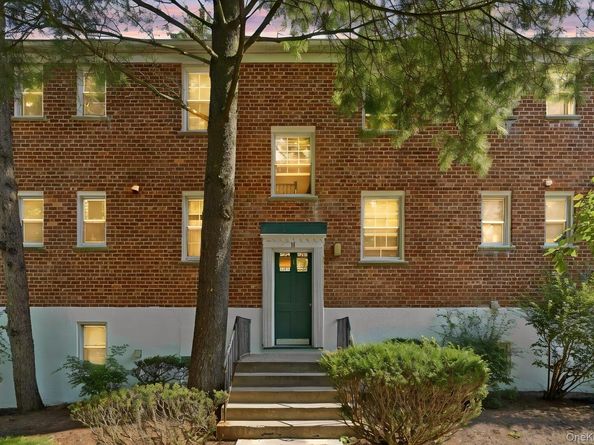39 Fieldstone Drive H2, Hartsdale NY 10530